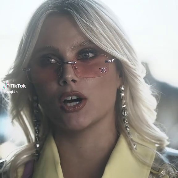 The Empress of Ibiza: Isadora Elite Edit featuring Valentina Zenere