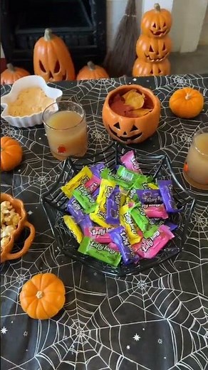 Laffy Taffy + Halloween = Perfect Combo 🍬🎃 | Movie Night Essentials