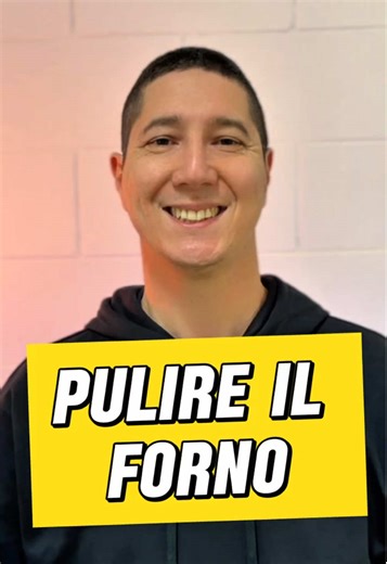Pulizia forno: questi errori costano caro. Pulizia forno efficace evita aceto e bicarbonato, sulle pareti niente spugne abrasive e sì a detergenti specifici per grasso bruciato. Vuoi risultati veri senza rovinare il forno? Salva il post 🔥 #puliziaforno #detergenteforno #erroripuliziaforno #puliziacucina #consiglipulizia