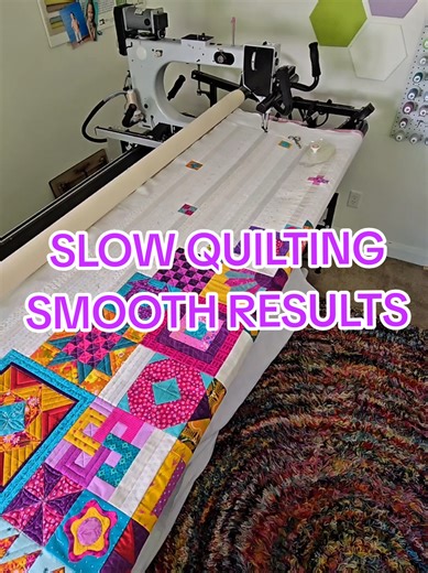 Sometimes the things I do in my quilting are not the fastest… and that’s on purpose. Here I’m quilting straight lines with the 4-N-1 ruler, adding just a tiny bit of free-motion quilting for detail—and yes, I’m stopping and starting with every single row. Why? ✨ To help everything lay flat ✨ To prevent tucks ✨ To get the cleanest finish possible Time efficient? Maybe not. Result-efficient? Absolutely. I share my full process (in real-time) of custom machine quilting this beautiful Boho Heart qui