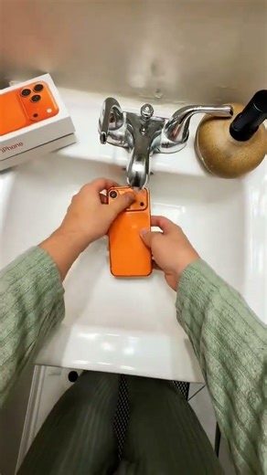 iPhone 17 Pro Max 💦 Water Test After Unboxing – SHOCKING Results!