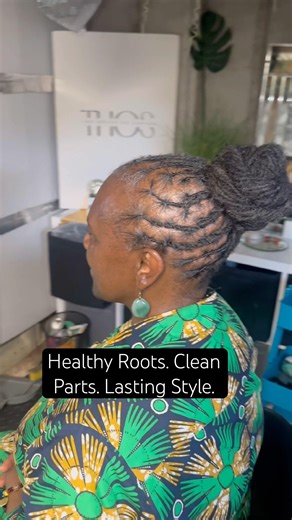 Let Her Cook… This #Loc Finish Is PURE Precision 🔥👑 ‪@TheHouseOfShayaa‬ #twostrandtwist