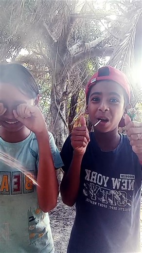 Cute Kid Pranks Dad😄😁