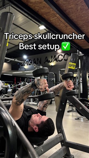 Optimal Triceps Skullcrusher Setup for Effective Training