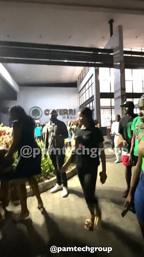 3.1M views · 15K reactions | She didn't believe it was a Prank Broke Her Boyfriend's Car Rear Windscreen  #reels #trendingreels #fyp #foryou #foryourpage #explore #reelsvideotrending #reelstrending #Pamtech #trendingreels2023 | Pamtech Auto Parts | Facebook