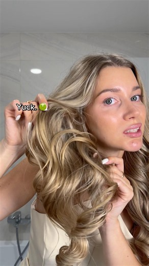 How to make your heatless overnight curls last longer? Step 1: stop using heavy silicone oils