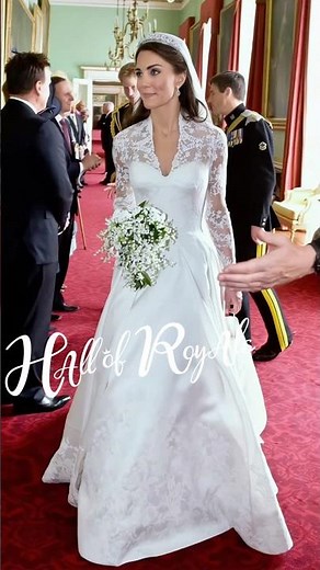 ⚜️ The Weight of the Walk: Catherine & Michael Middleton (Father–Daughter Walk, Royal Wedding 2011)
