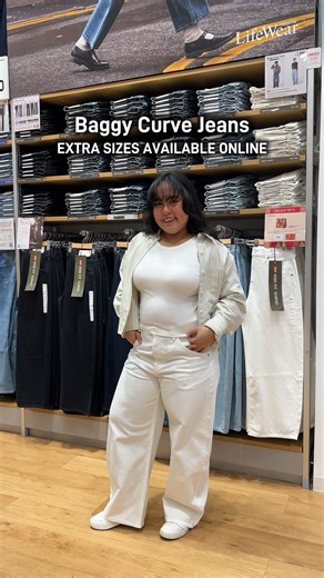Finding the right fit of the Baggy Curve Jeans is just a few clicks away — whether it’s for you or someone special 🎁 Every style, every size — available online 📱🛒 Shop ONLINE now! #UniqloPH #LifeWear | Uniqlo Philippines