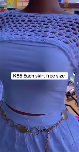 Stylish Thrift Skirts Available for Nationwide Delivery