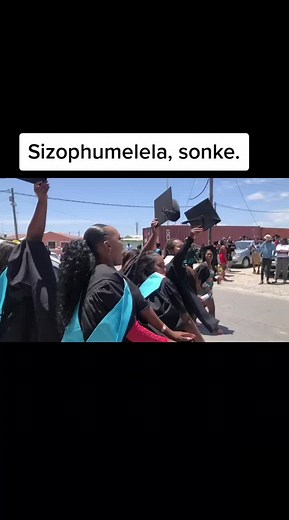 One way or the other we will all make it ~Silulo Ulutho Graduations2022. #SAMA28 #SiluloUlutho #sizophumelela #Graduation
