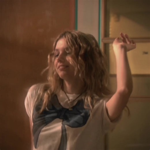 wow, ur lovely #cassieainsworth #skins #cskinsedit