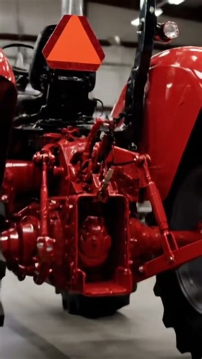 TRACTOR MANUFACTURING PROCESS – FACTORY