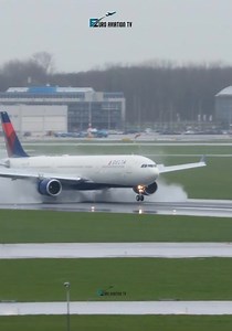 384K views · 4.7K reactions |  BIG WATERSPRAY ✈Delta airlines Airbus A330 landing at Amsterdam Schiphol airport #planespotting #euroaviationtv #fblifestyle #aviationdaily #deltaairlines | Euro Aviation TV | Facebook