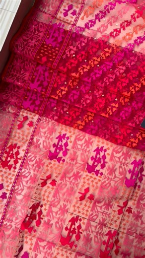 A P H R O D I T E: The Goddess of Beauty Wedding Wave '25 Special Collection Super Duper Exclusive Resham Thread Made Saree এই শাড়ি নিয়ে বলার কিছু নেই। শুধু এক রাশ মুগ্ধতা আছে। আর তাঁতির কাজের অরতি সম্মান আছে। এমন শাড়ি যে বুনেছে না জানি তার হাতে কি যাদু আছে!! #bridal #bridal_jamdani #deshi_bride #dhakaijamdani | জ- The Story of Handloom Jamdani