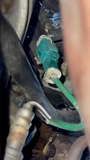 Ford Mustang Oxygen Sensor Replacement:Code-P1131 Fix #ford #diy #shorts