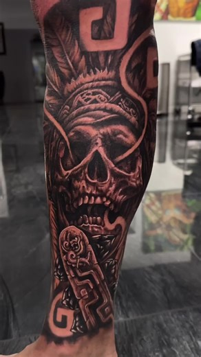 Aztec tattoo by @@ozzie_8969_tat2s #mexicanstyle_tattoos #mexicanstyle_lifestyle #aztectattoo #mexstyle_videos