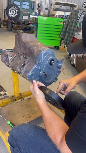 5_SBC assembly continues Freshening up a low mile targetmaster 350 for my sons FJ40 I cannot wait 🙌🤓 #sbc #fj40 #mechanic #automotive #mechanical | dickin dustriesinc