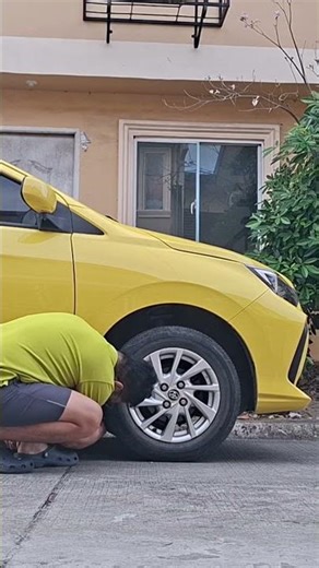 installation of mud guard #toyotawigo