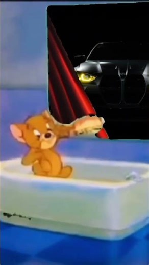 funny ghost prank with mouse