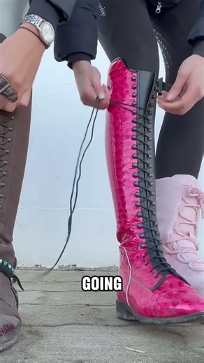 Fast Boot Tie Trick #automobile
