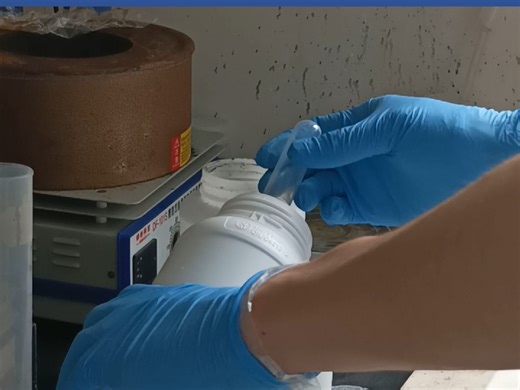 自粘附性ILn@MXene多功能水凝胶具有优异分散性，可用于人机交互、电容器、抗菌和检测人类及动物的各种生理电信号