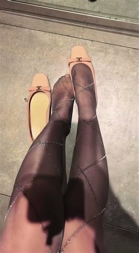 Coffee brown diamond mesh stockings