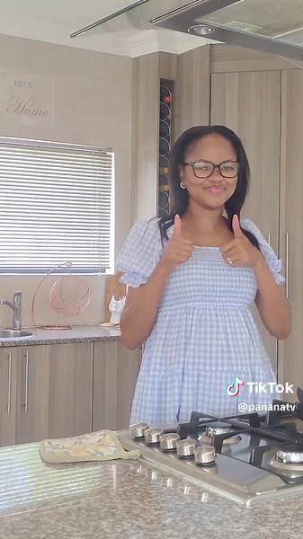 Let's make Oxtail stew fam!! 😋 #oxtail #oxtailrecipe #howtomakeoxtail Here are the ingredients used: Beef oxtail 1 onion chopped Bell peppers chopped Thyme and rosemary herbs 🌿 1 chili deseeded 1 tbsp soy sauce 1 tbsp worstersauce 1 glass of red wine 2 tomatoes grated 1 tbsp of tomato paste 3 tsp of all purpose spice (Six gun) 1 tsp Steak spice 1 tsp Origanum 1 tsp parsley 1 tsp paprika 1 chicken stock pot Water enough to cover the meat Salt & black pepper for taste METHOD: - Marinade overnigh