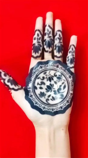 Tried affordable and reuseable mehndi sticker/how to apply mehndi sticker#mehndistencil#viralsticker