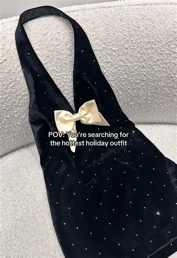 The hottest holiday looks have arrived just in time!! Come in and see what’s new at Big Drop 🎄🎁✨ #bigdropnyc #fashiontiktok #holidayoutfit #holidaydress #christmasoutfit