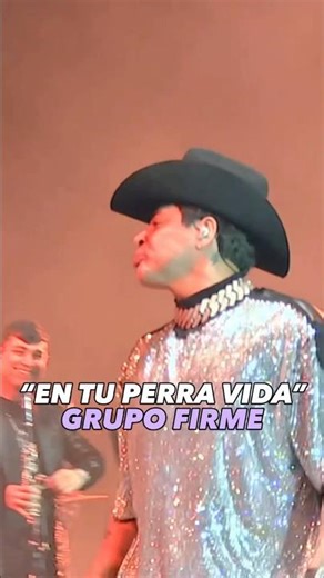 This one really made us thirsty. “En tu perra vida”, live from the #FestivalMultiverso with Grupo...