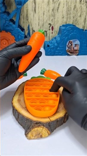 Pop It ASMR: The Crunchy Carrot 🥕🔊