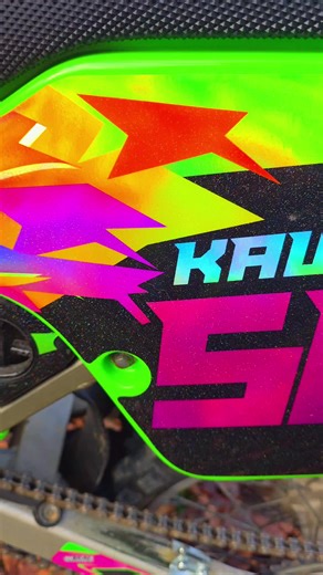 💚 KAWASEXY TRIO Running Up That Hill…💚 KX500 • KX85 • KX65 — Holographic Glitter Match ⚡✨ @🐊kx85Ryder🐊 #KawaSexyTrio #RunningUpThatHill #HolographicMoto #KX500KX85KX65 #GlitterGraphics