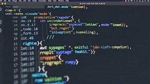画面のカラフルなプログラミングコードの動画｜無料の動画素材サイト「動画AC」