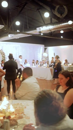 ✨ 𝗪𝗵𝗮𝘁 𝗶𝗳 𝘆𝗼𝘂𝗿 𝗻𝗲𝘅𝘁 𝗲𝘃𝗲𝗻𝘁 𝗱𝗶𝗱𝗻’𝘁 𝗷𝘂𝘀𝘁 𝗵𝗮𝗽𝗽𝗲𝗻… 𝗯𝘂𝘁 𝗳𝗲𝗹𝘁 𝗹𝗶𝗸𝗲 𝗺𝗮𝗴𝗶𝗰? That’s the 𝗥𝗲𝗱 𝗪𝗶𝗹𝗹𝗼𝘄 promise — and here are 5 reasons why you’ll fall in love with this venue: 1️⃣ A space that transforms into YOUR dream setting. 2️⃣ Indoor outdoor options that wow every guest. 3️⃣ Picture-perfect backdrops made for memories. 📸 4️⃣ A team that makes planning stress-free. 5️⃣ An atmosphere so magical, you’ll never forget it. Your celebration deserves 