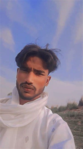 ham kisi g aaye hain naddi per ghoomne ye kaunsi nadi hai app log bataye