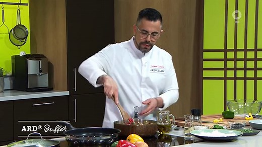 ARD-Buffet: Rezept: Gebratenes Doradenfilet auf Peperonata-Gemüse