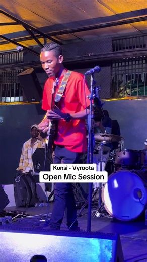Experience Kunsi by Vyroota Live at Open Mic Session