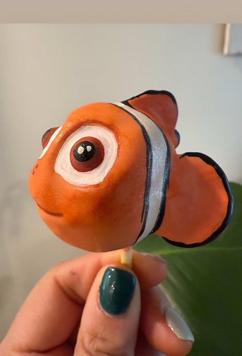 Create Your Own Nemo Cake Pops Tutorial