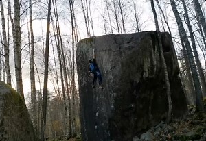 [VIDEO] Hard Boulders in Russia! - Up-Climbing