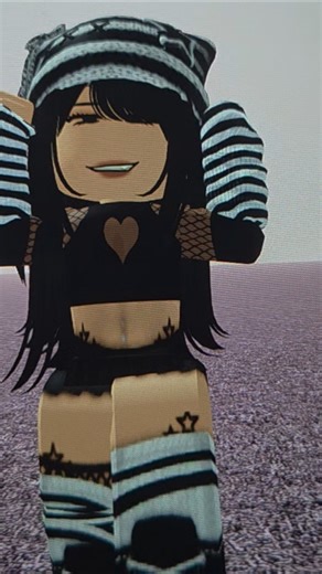 Chanel dance trend in Roblox #Shorts 14