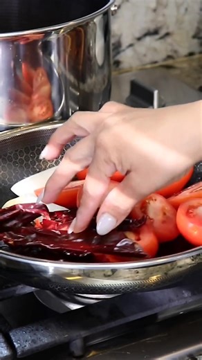 Caldo de Camarón Fácil Mexican Shrimp Soup. Today I'm making delicious caldo de camaron, a traditional Lent season recipe. it’s so easy to make and amazingly rich and flavorful that you will want to make it all year around! If you’re a fan of shrimp, you have to try this recipe! I promise it won't disappoint 😋 I hope you enjoy this recipe. Please comment down below what recipe you will like to see next. Also, check out our YouTube Channel for the full video and for more delicious recipes. Link 