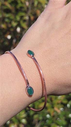 Offset Bangle Tutorial! #handmadejewelry #wirejewelry #beads #bracelet #jewelrytutorial #diyjewelry