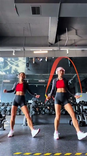 Essential foot flowers for beginners in rope skipping tricks#Sweating profusely burns fat