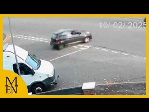 Chilling CCTV shows Manchester synagogue attacker before attack