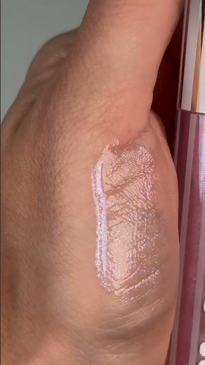 New MAC Lipglass Air Shades