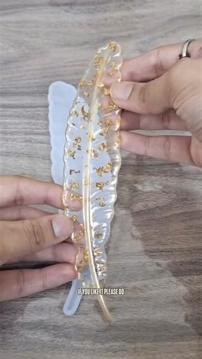 Resin Feather Bookmark #diy #artist #art #resinart #handmade