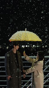 792K views · 10K reactions | Throwback to when it all began in the BTS scenes.  Now how do I go back in time to rewatch #LovelyRunner for the first time  #ByeonWooSeok #KimHyeYoon #Viki | Viki | Facebook