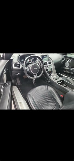 2019 Aston Martin DB11 Volante Auction — Let’s See the Final Bid LIVE