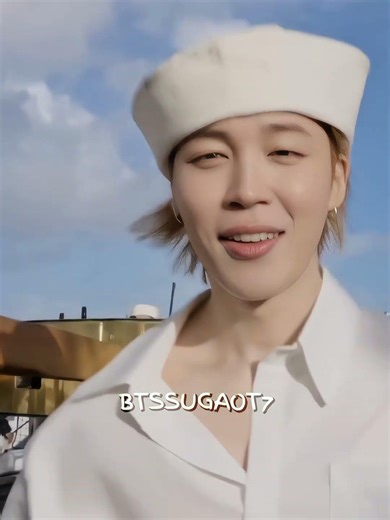 Jimin was feeling cold so Jin Hyung gave him warm hug🤧