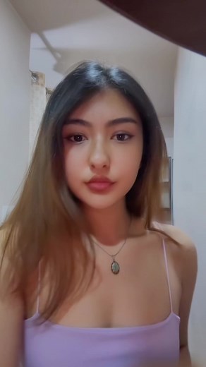 what i am infront of the mirror is a whole another me ✨